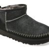 Ghete UGG negre
