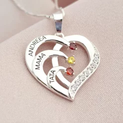 Lantisor Inima cu Poveste - 3 nume si Cristale Zirconia - Argint 925-Toate >> Argint 925 >> Lantisoare Argint >> Noutati