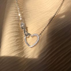 model inimioara cu zirconiu