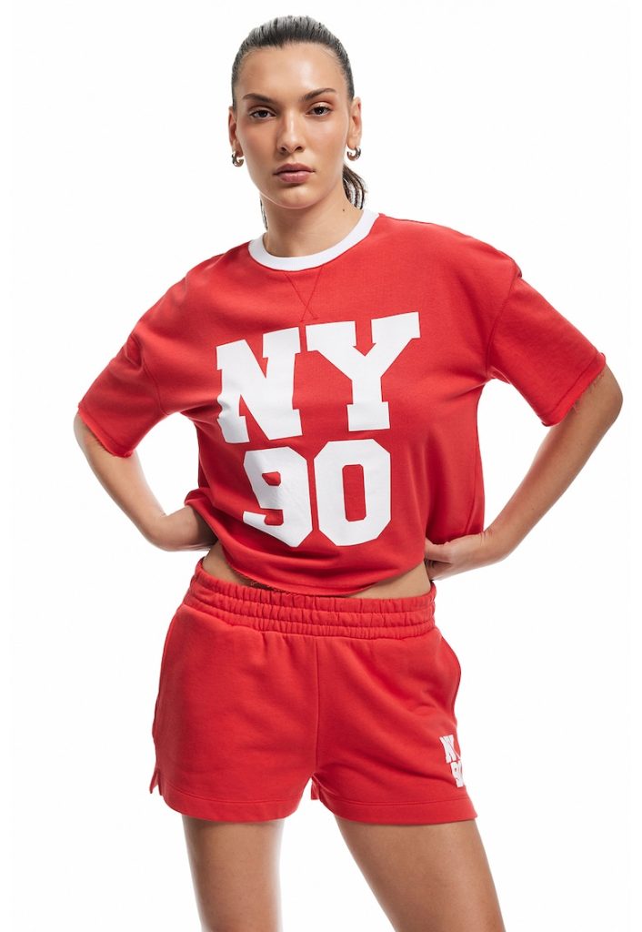 Pantaloni scurti cu text-FEMEI/IMBRACAMINTE/Pantaloni si colanti-IMBRACAMINTE/Pantaloni si colanti