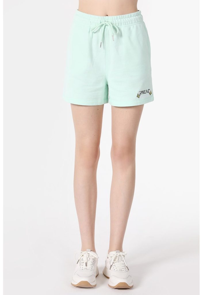 Pantaloni sport scurti regular fit cu detalii brodate-FEMEI/IMBRACAMINTE/Pantaloni si colanti-IMBRACAMINTE/Pantaloni si colanti