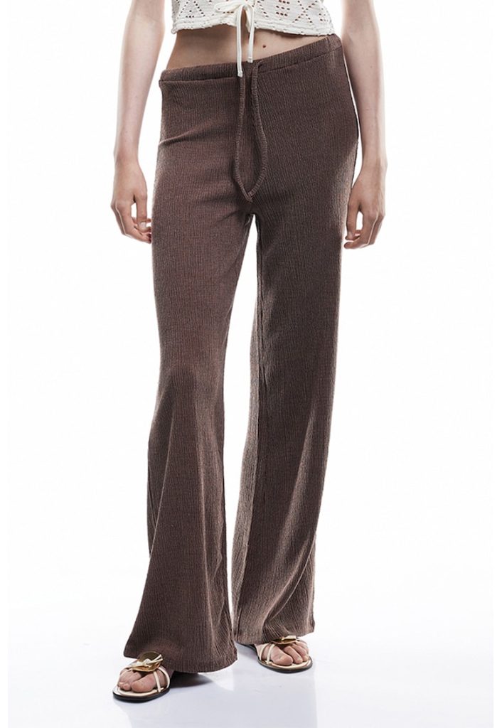 Pantaloni uni evazati-FEMEI/IMBRACAMINTE/Pantaloni si colanti-IMBRACAMINTE/Pantaloni si colanti
