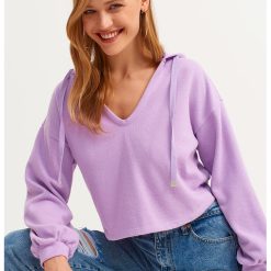 Pulover crop cu decolteu in V-FEMEI/IMBRACAMINTE/Pulovere si cardigane-IMBRACAMINTE/Pulovere si cardigane