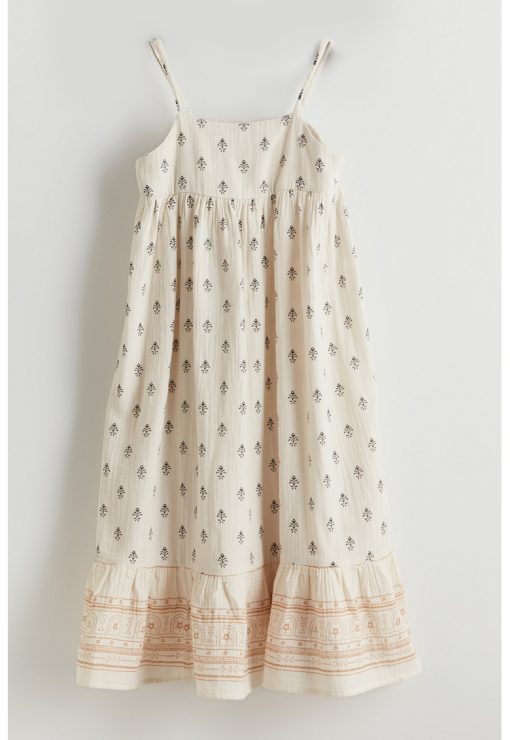 Rochie cu model si terminatie cu volane-FETE/IMBRACAMINTE/Rochii-IMBRACAMINTE/Rochii