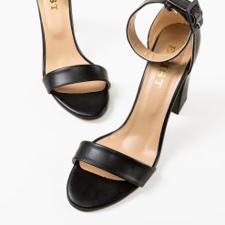 Sandale cu toc Banty Negre 2 5