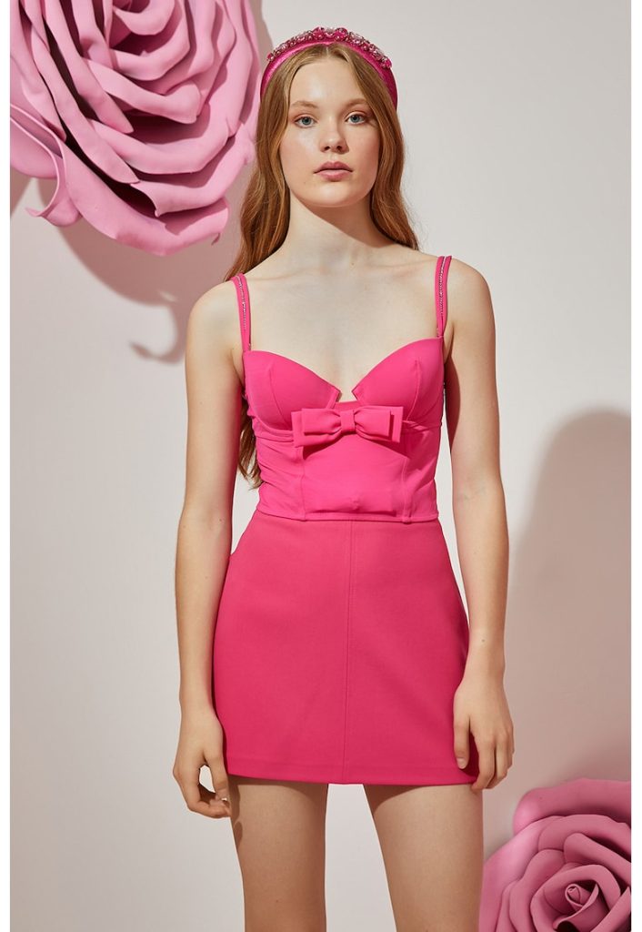 Top crop cu aplicatie cu funda-FEMEI/IMBRACAMINTE/Bluze-IMBRACAMINTE/Bluze