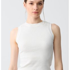 Top crop cu aspect striat-FEMEI/IMBRACAMINTE/Tricouri si maiouri-IMBRACAMINTE/Tricouri si maiouri