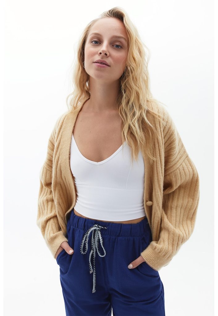 Top crop cu bretele inguste-FEMEI/IMBRACAMINTE/Tricouri si maiouri-IMBRACAMINTE/Tricouri si maiouri