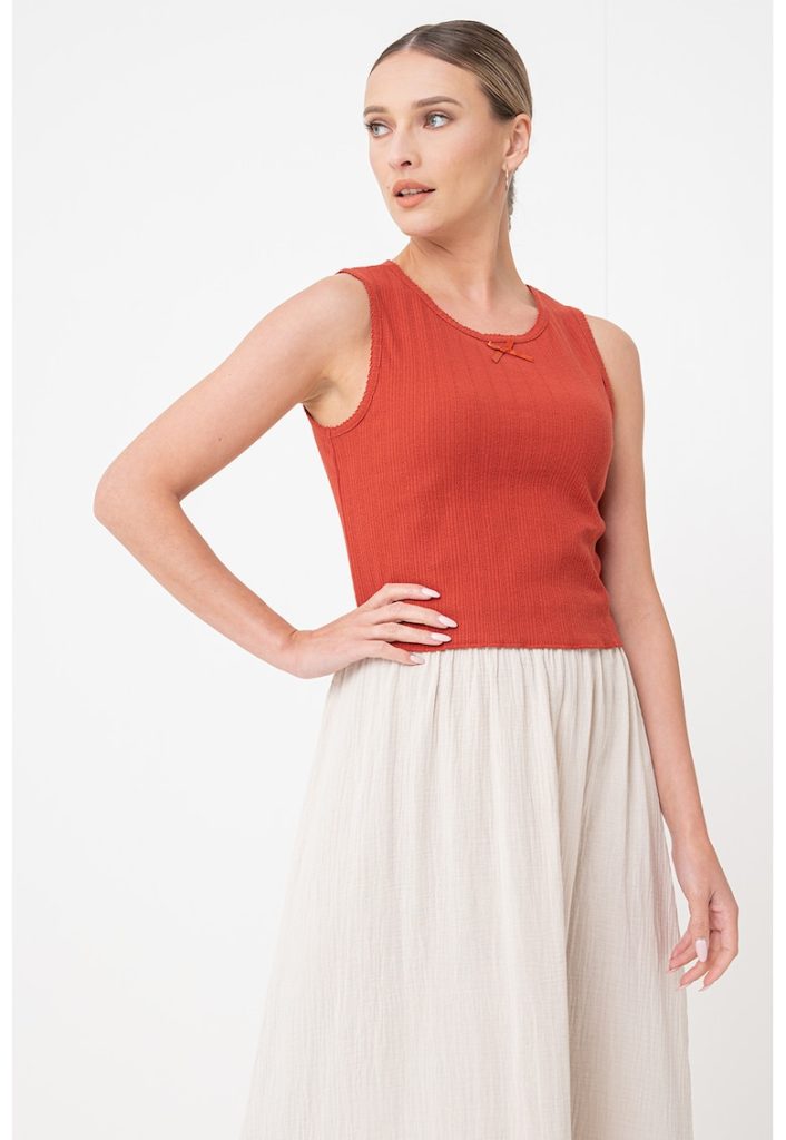 Top crop cu decolteu rotund-FEMEI/IMBRACAMINTE/Tricouri si maiouri-IMBRACAMINTE/Tricouri si maiouri