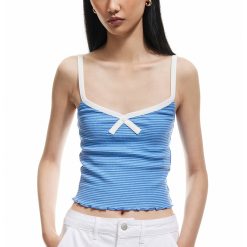 Top crop cu terminatii valurite-FEMEI/IMBRACAMINTE/Tricouri si maiouri-IMBRACAMINTE/Tricouri si maiouri