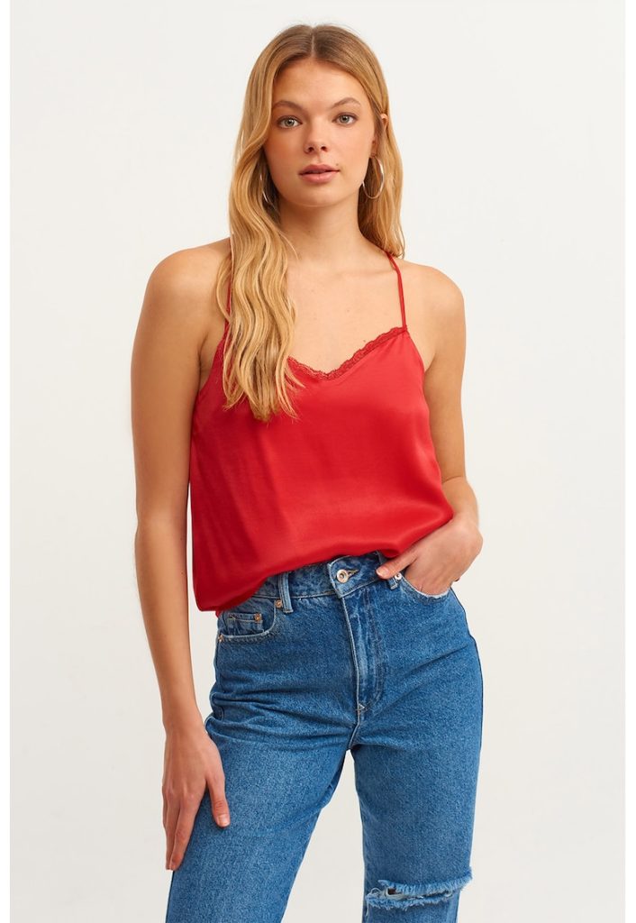 Top cu aspect satinat si detaliu cu dantela-FEMEI/IMBRACAMINTE/Tricouri si maiouri-IMBRACAMINTE/Tricouri si maiouri