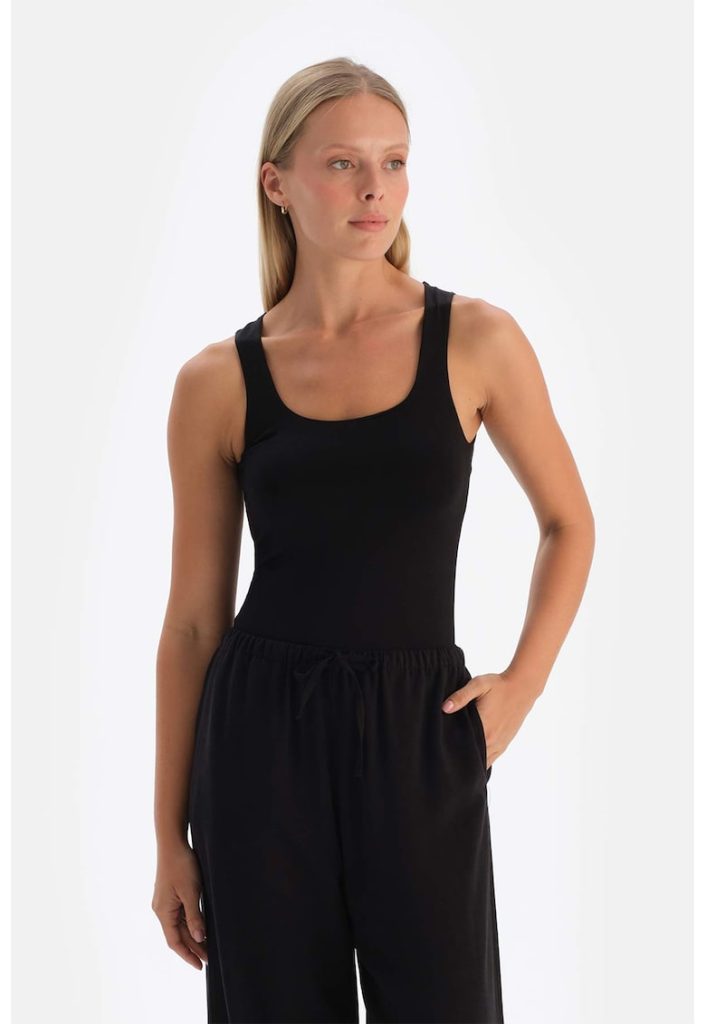 Top cu decolteu drapat-FEMEI/IMBRACAMINTE/Tricouri si maiouri-IMBRACAMINTE/Tricouri si maiouri