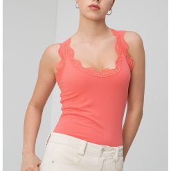 Top cu striatii si garnituri de dantela-FEMEI/IMBRACAMINTE/Tricouri si maiouri-IMBRACAMINTE/Tricouri si maiouri