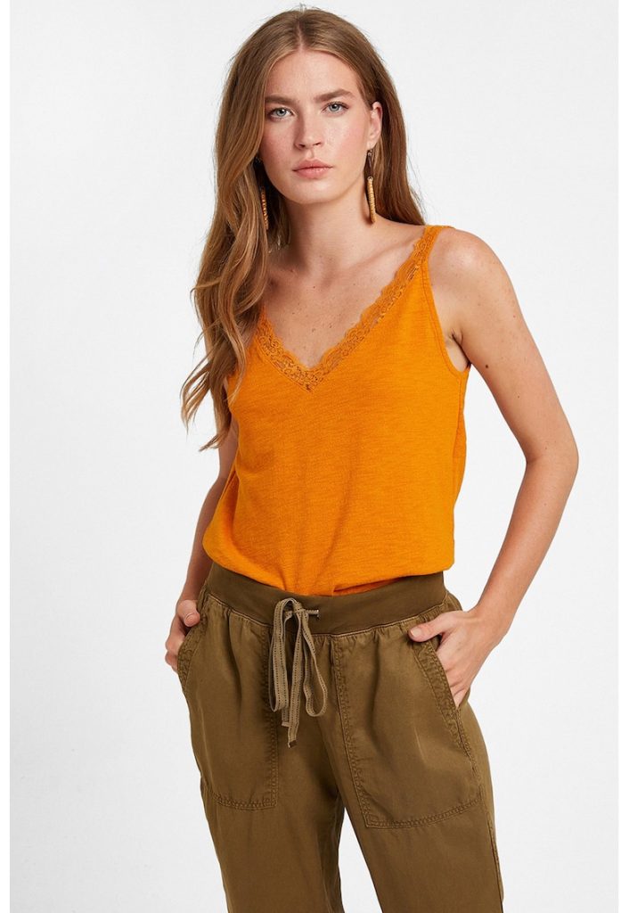 Top lejer cu captuseala din dantela-FEMEI/IMBRACAMINTE/Tricouri si maiouri-IMBRACAMINTE/Tricouri si maiouri