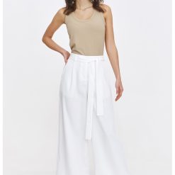 Top uni cu decolteu in rotund-FEMEI/IMBRACAMINTE/Tricouri si maiouri-IMBRACAMINTE/Tricouri si maiouri