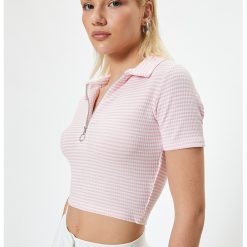 Tricou crop cu fermoar scurt si model gingham-FEMEI/IMBRACAMINTE/Tricouri si maiouri-IMBRACAMINTE/Tricouri si maiouri