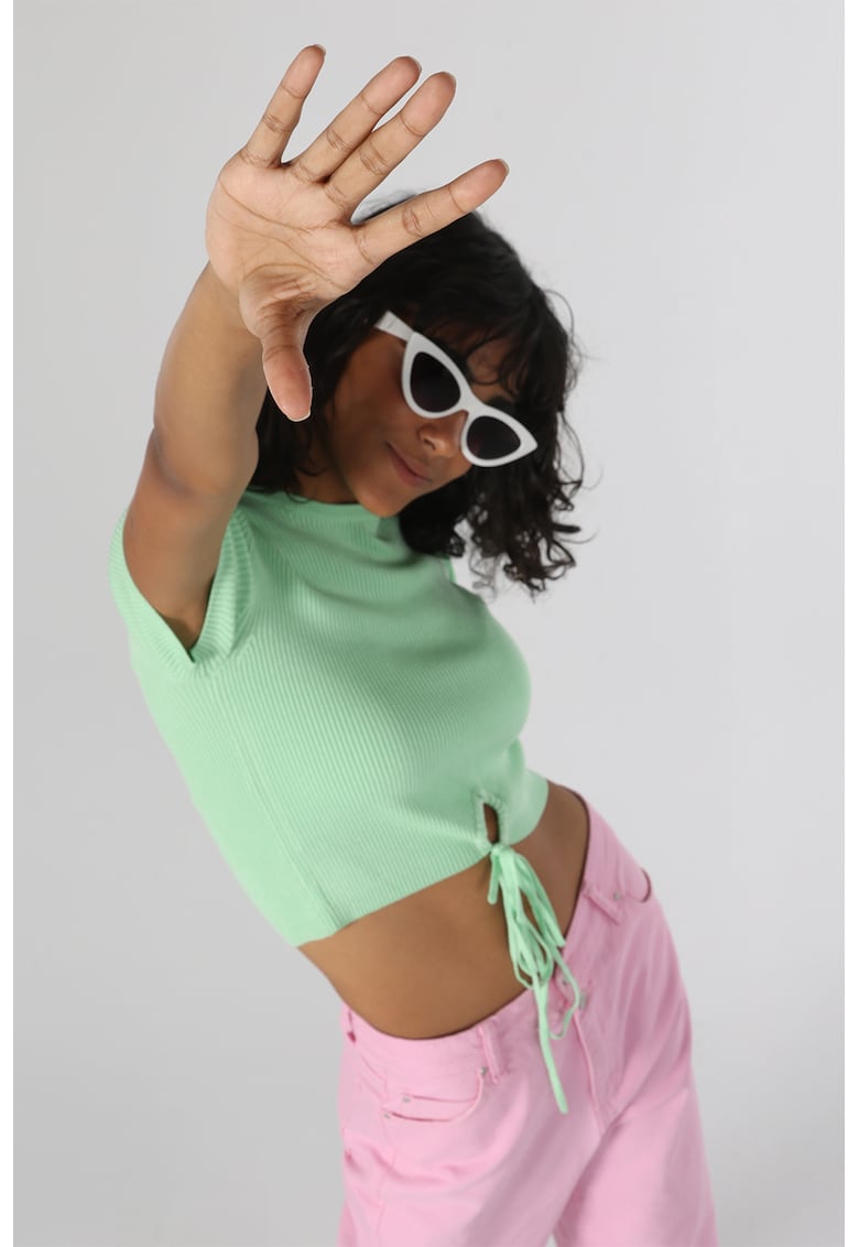 Tricou crop cu snur-FEMEI/IMBRACAMINTE/Tricouri si maiouri-IMBRACAMINTE/Tricouri si maiouri
