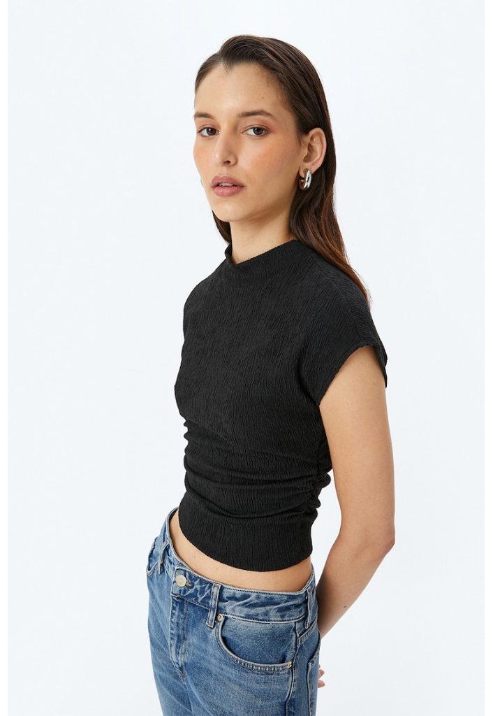 Tricou crop texturat-FEMEI/IMBRACAMINTE/Tricouri si maiouri-IMBRACAMINTE/Tricouri si maiouri