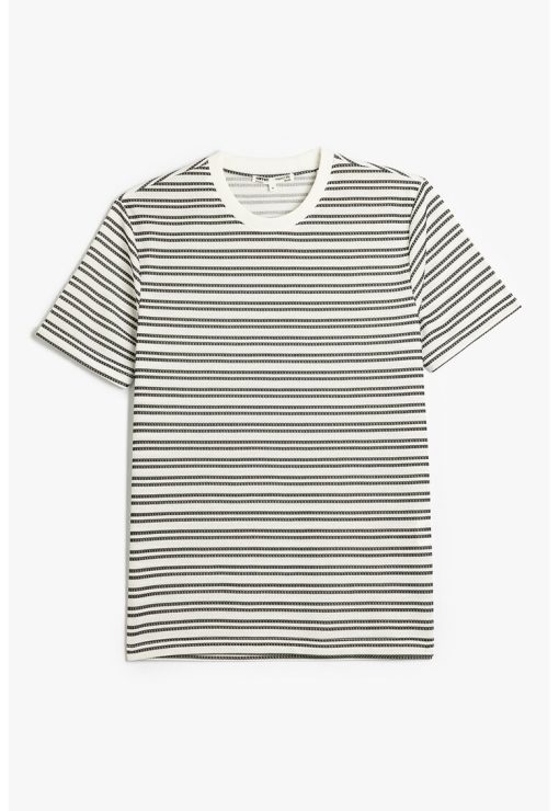 Tricou cu decolteu la baza gatului si imprimeu in dungi-BARBATI/IMBRACAMINTE/Tricouri si maiouri-IMBRACAMINTE/Tricouri si maiouri
