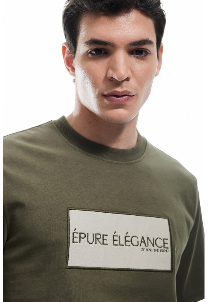 Tricou cu decolteu la baza gatului si imprimeu text-BARBATI/IMBRACAMINTE/Tricouri si maiouri-IMBRACAMINTE/Tricouri si maiouri