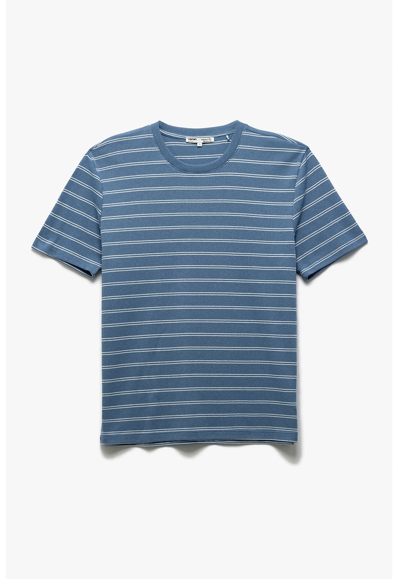 Tricou cu decolteu la baza gatului si model in dungi-BARBATI/IMBRACAMINTE/Tricouri si maiouri-IMBRACAMINTE/Tricouri si maiouri