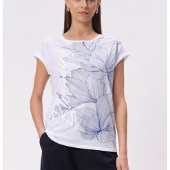 Tricou cu decolteu rotund si model floral-FEMEI/IMBRACAMINTE/Tricouri si maiouri-IMBRACAMINTE/Tricouri si maiouri