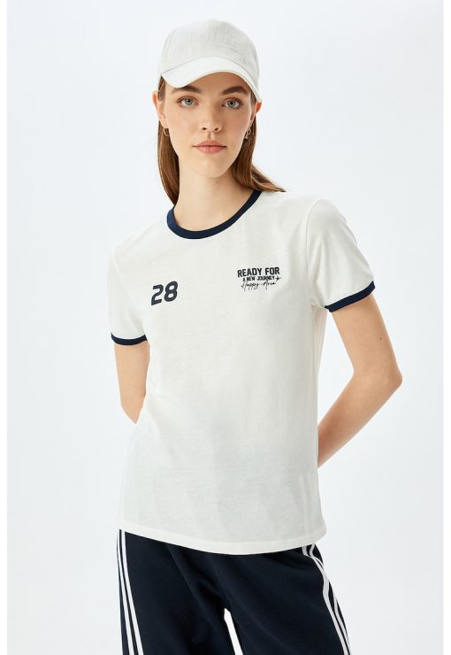 Tricou cu imprimeu text-FEMEI/IMBRACAMINTE/Tricouri si maiouri-IMBRACAMINTE/Tricouri si maiouri
