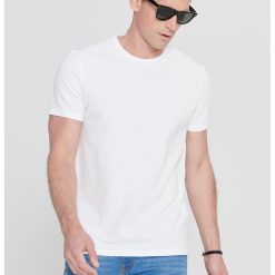 Tricou din amestec de bumbac cu decolteu la baza gatului-BARBATI/IMBRACAMINTE/Tricouri si maiouri-IMBRACAMINTE/Tricouri si maiouri