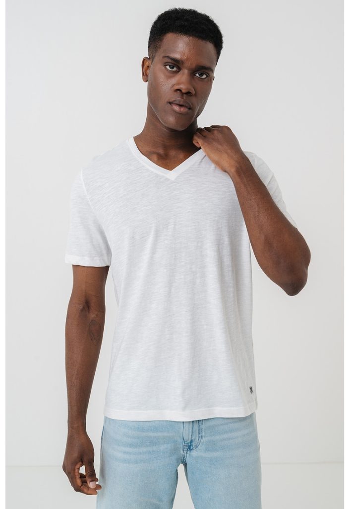 Tricou din bumbac cu decolteu in V-BARBATI/IMBRACAMINTE/Tricouri si maiouri-IMBRACAMINTE/Tricouri si maiouri