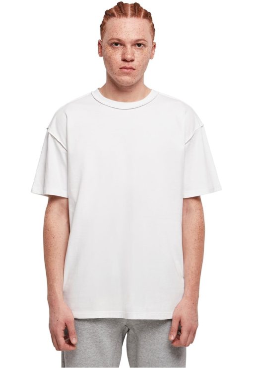Tricou lejer-BARBATI/IMBRACAMINTE/Tricouri si maiouri-IMBRACAMINTE/Tricouri si maiouri