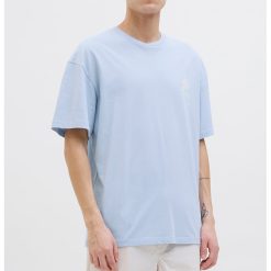 Tricou lejer cu imprimeu pe partea din spate-BARBATI/IMBRACAMINTE/Tricouri si maiouri-IMBRACAMINTE/Tricouri si maiouri