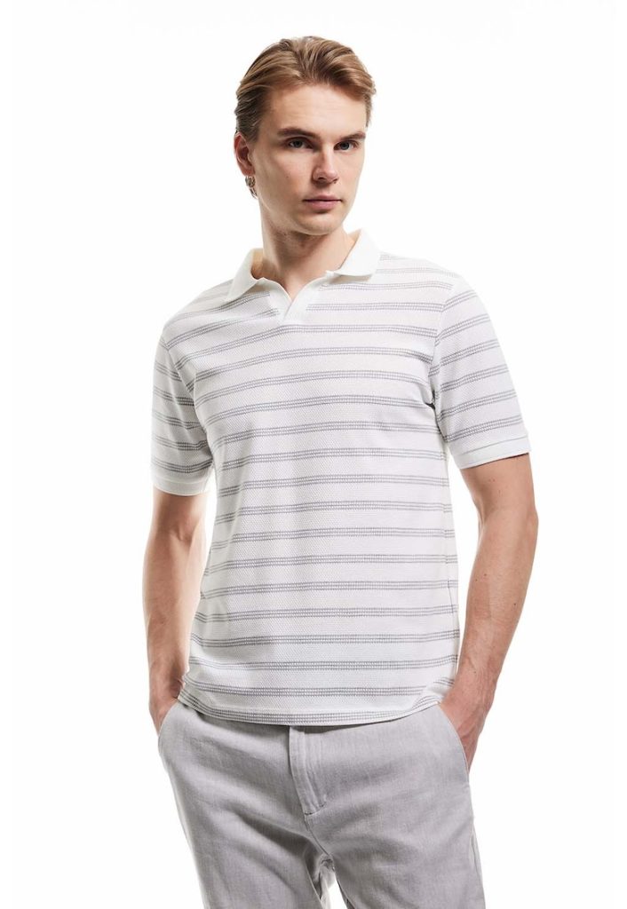Tricou polo cu model in dungi-BARBATI/IMBRACAMINTE/Tricouri si maiouri-IMBRACAMINTE/Tricouri si maiouri
