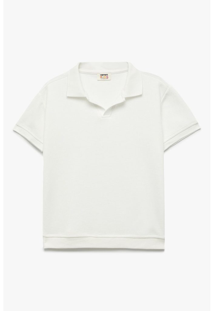 Tricou polo cu model uni-BAIETI/IMBRACAMINTE/Tricouri si maiouri-IMBRACAMINTE/Tricouri si maiouri