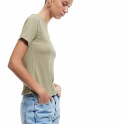 Tricou uni texturat-FEMEI/IMBRACAMINTE/Tricouri si maiouri-IMBRACAMINTE/Tricouri si maiouri